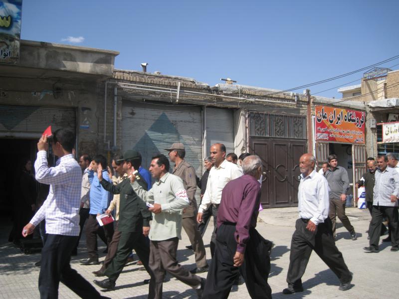 برگزاری مانور تذکر لسانی وظیفه همگانی در اسلام آبادغرب برگزاری مانور تذکر لسانی وظیفه همگانی در اسلام آبادغرب