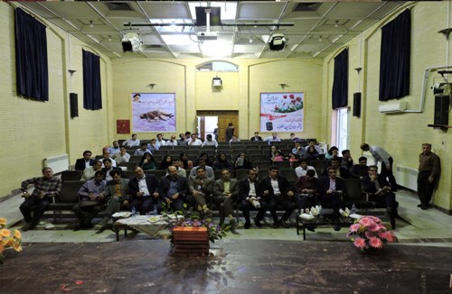 مراسم تجلیل از خبرنگاران در اسلام آباد غرب برگزار شد مراسم تجلیل از خبرنگاران در اسلام آباد غرب برگزار شد