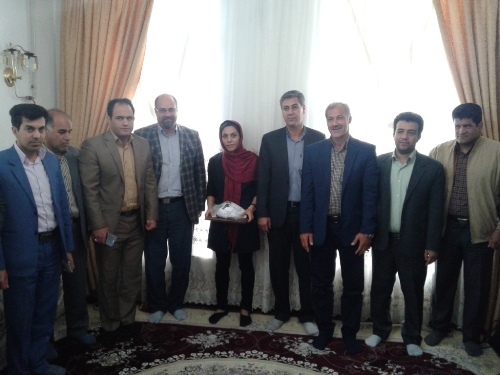 تجلیل از سارا شیربیگی خانم گل فوتسال بانوان کشور 