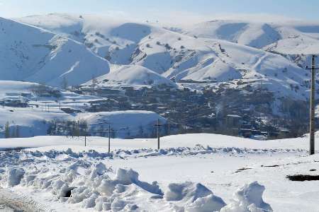 بارش پاییزی برف اسلام آباد غرب را سفید پوش کرد