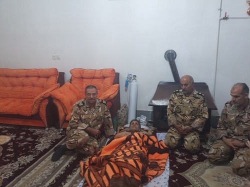 دیدار فرمانده قرارگاه منطقهای ارتش در غرب با جانبازان اسلام آبادغرب دیدار فرمانده قرارگاه منطقهای ارتش در غرب با جانبازان اسلام آبادغرب