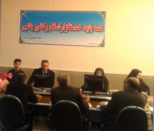 ثبت نام 8 نفر ازداوطلبین دهمین دوره انتخابات مجلس شورای اسلامی در اولین روز ثبت نام 