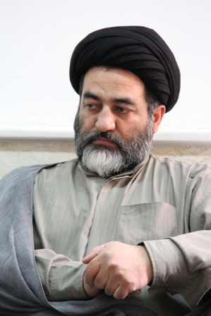  9 دی به حق روز بصیرت و میثاق با ولایت نامگذاری شده/  پشت سر رهبر خود ایستاده و هر فتنه ای را در نطفه خفته می کنیم/طرح نهضت ثبت نام یکی از مقدمات فتنه آینده است