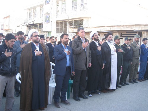 یادواره شهدای آبروی محله در اسلام آبادغرب برگزار شد یادواره شهدای آبروی محله در اسلام آبادغرب برگزار شد