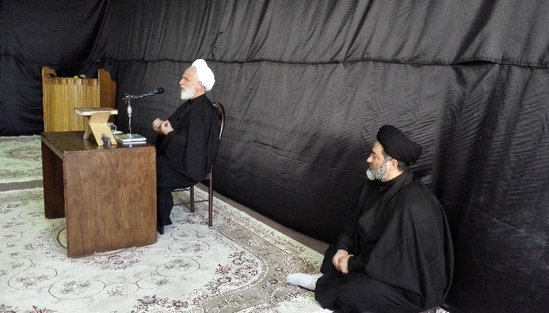 دیدار آیت الله محمدی عراقی با امام جمعه و رؤسای ادارات شهرستان اسلام آبادغرب