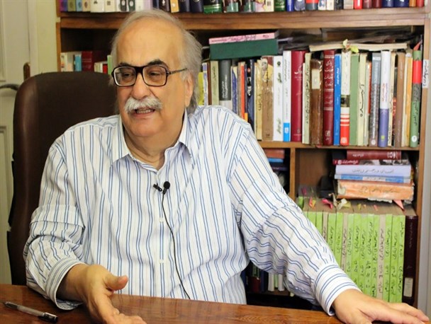 ارشادی‌ها سواد تاریخی ندارند/ وقتی حقایق فرهنگ و تاریخ را به مردم نگویید، اغیار برایشان کتاب می‌نویسند/ دولت ما بیداری لازم را ندارد