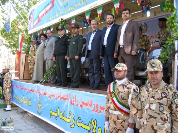 زمزمه اضمحلال ارتش برای تفرقه در انقلاب بود