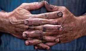 استاندار بخواند/دریغ از یک تشکر خشک و خالی در روز کارگر