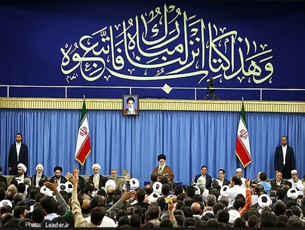 دیدار شرکت کنندگان در مسابقات قرآن کریم با رهبر معظم انقلاب