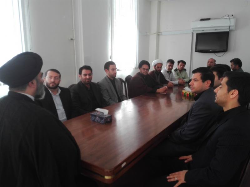 دیدار مسئولین قضایی اسلام آبادغرب با امام جمعه شهرستان