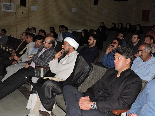 اکران مستند ساز و دار و مراسم سفره افطار با حضور مسئولین و هنرمندان شهرستان