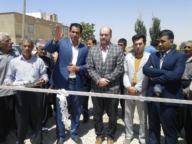 بهره برداری از پارک روستایی در بخش حمیل و آسفالت معابر روستای گاوروانی و برف آباد بهره برداری از پارک روستایی در بخش حمیل و آسفالت معابر روستای گاوروانی و برف آباد