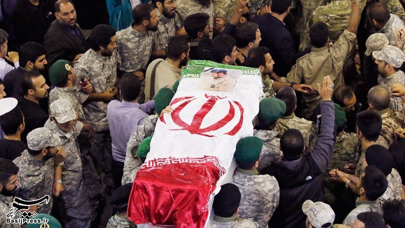 تشییع پیکر شهید نیک عزم امروز دوشنبه ساعت 11 درب فرمانداری اسلام آبادغرب 