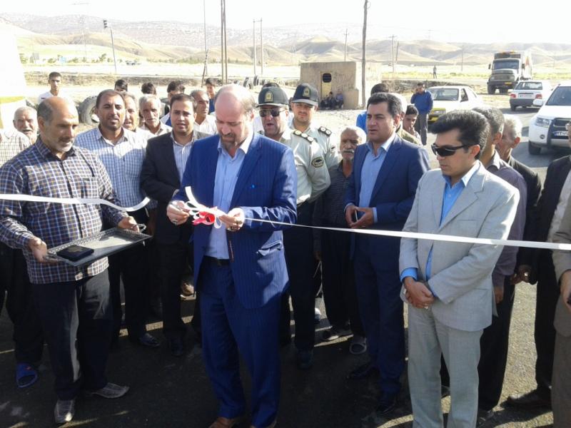 افتتاح 4 طرح در حوزه عمران روستایی و کشاورزی در اسلام آباد غرب