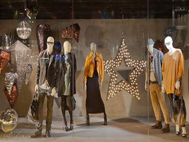 قاچاق پوشاک؛ضربه اقتصادی یا فرهنگی؟/تیغ برند های خارجی روی البسه ایرانی قاچاق پوشاک؛ضربه اقتصادی یا فرهنگی؟/تیغ برند های خارجی روی البسه ایرانی