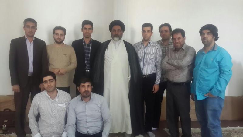 دیدار اصحاب رسانه اسلام آباد غرب با امام جمعه شهرستان +تصاویر