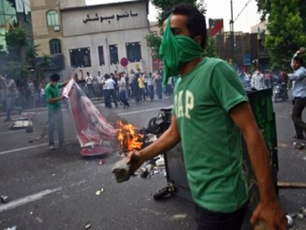 مرتضوی عذرخواهی کرد؛ سران فتنه چه زمان عذرخواهی می کنند؟