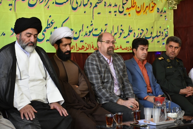 امام جمعه اسلام آبادغرب: خواهران در حوزه های علمیه اسلام شناسی را می آموزند/ فرماندار شهرستان: ثمره دینداری اخلاق اسلامی است