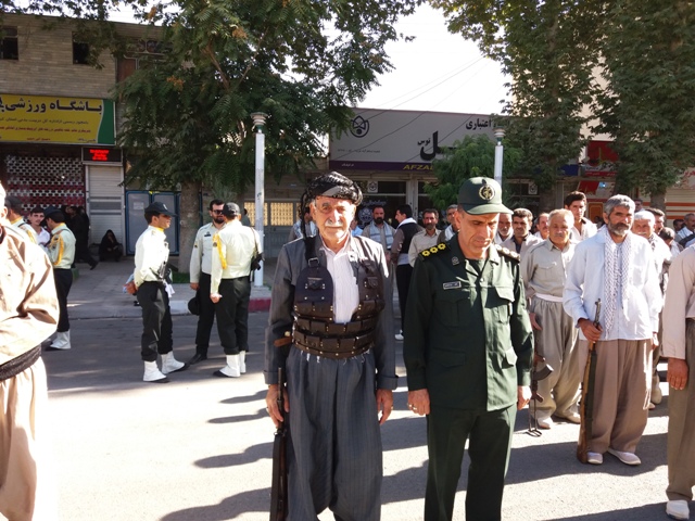 رژه پیشکسوتان بسیج عشایری اسلام آبادغرب