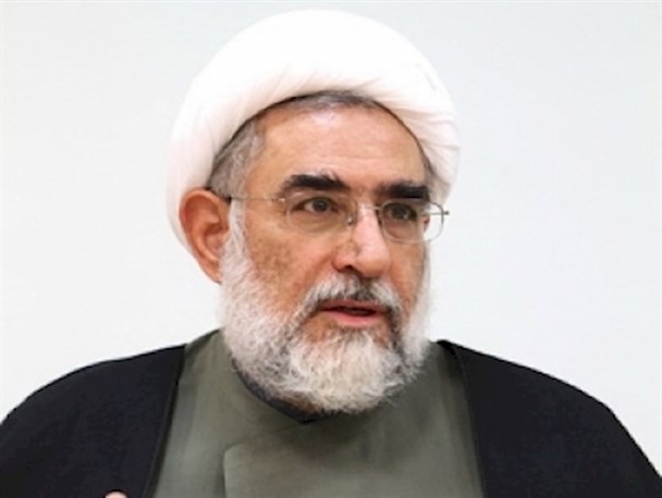 وزارت علوم، صنعت و اقتصاد هم نیاز به تغییر دارند/ چک سفید امضاء به کسی نمی‌دهیم/ اصلاح‌طلبان حمایت نکنند روحانی ضربه می‌خورد