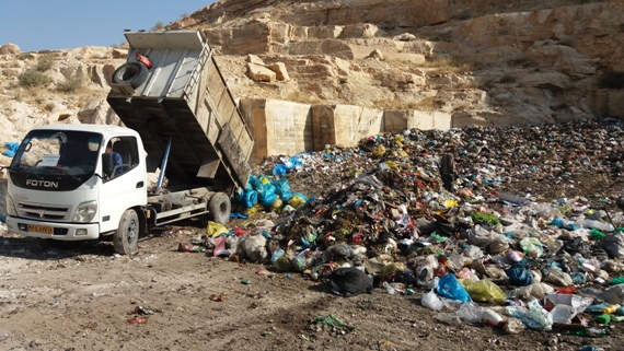 لزوم تسریع در احداث کارخانه پسماند اسلام آباد غرب/دفن غیر اصولی زباله و نفوذ شیرابه به آبهای زیر زمینی 