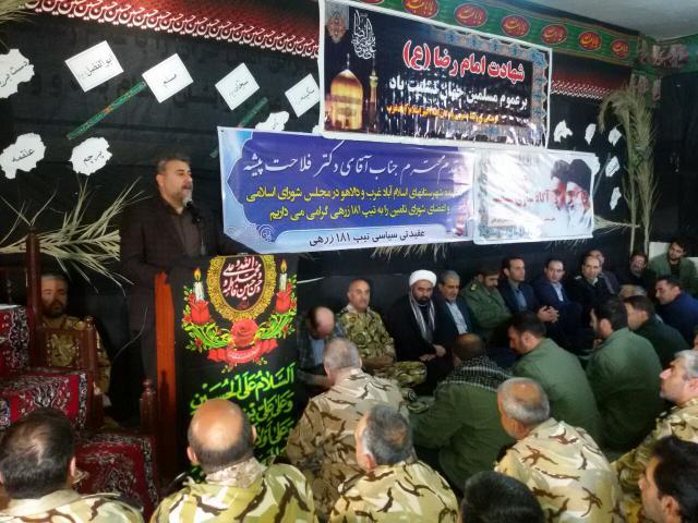 دولت موظف است حداقل 5 درصد از منابع عمومی را به امنیت و دفاع اختصاص بدهد/ جنگ دو راهبرد "دل" مدافعان حرم و "پول و مزدوری"آمریکا