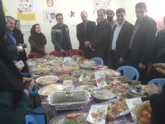 جشنواره غذاهای سالم و سنتی در اسلام آبادغرب برگزار شد