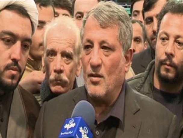 نمی‌دانم چگونه از حضور پرشور مردم در مراسم تشییع پدرم تشکر کنم