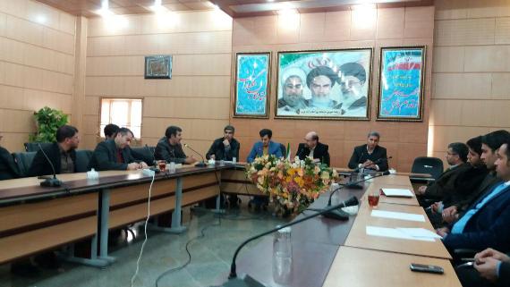 فرماندار اسلام آبادغرب: دستگاه های اداری باید پاسخگوی عملکردشان باشند/رسانه ها نماینده مردم هستند