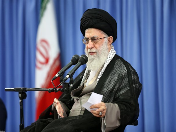 « جوانی و دانشجویی» همچون پیشرانی پرقدرت انسان را در رسیدن به آرمان‌های والا یاری می‌کند/برمحیط پیرامونی خود اثرگذاری کنید و بر رهروان راه خدا بیفزایید