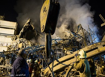 شب های سخت امدادگران در خرابه های پلاسکو+فیلم