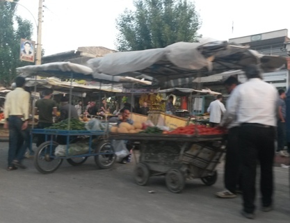 ساماندهی دست فروشان میوه فروش در اسلام آبادغرب/ تعیین تکلیف 40 غرفه متروکه شهرداری ساماندهی دست فروشان میوه فروش در اسلام آبادغرب/ تعیین تکلیف 40 غرفه متروکه شهرداری