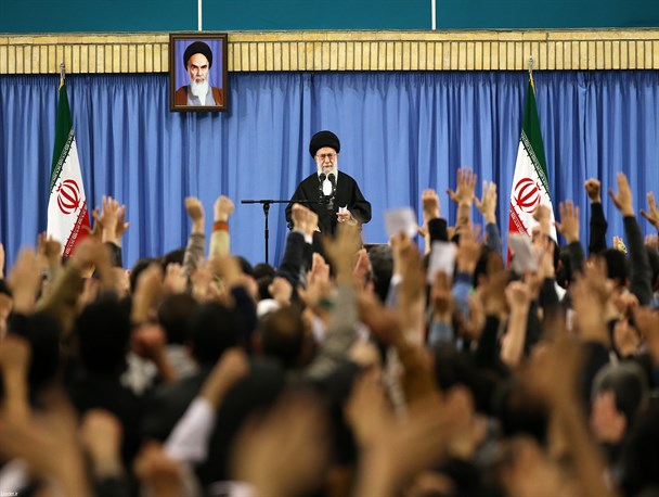 تعبیر «آشتی ملی» معنی ندارد/مردم با کسانی که روز عاشورا جوان بسیجی را با قساوت کتک زدند آشتی نمیکنند/ مسئولین باید نشان دهند در حوزه اقتصاد چه اقدام و عملی کردند؟ تعبیر «آشتی ملی» معنی ندارد/مردم با کسانی که روز عاشورا جوان بسیجی را با قساوت کتک زدند آشتی نمیکنند/ مسئولین باید نشان دهند در حوزه اقتصاد چه اقدام و عملی کردند؟