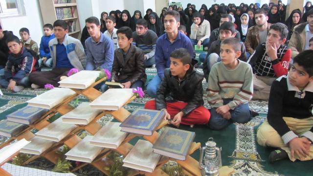 برگزاری مسابقات قرآن کریم یادواره شهدای مقاومت در اسلام آباد غرب+تصاویر