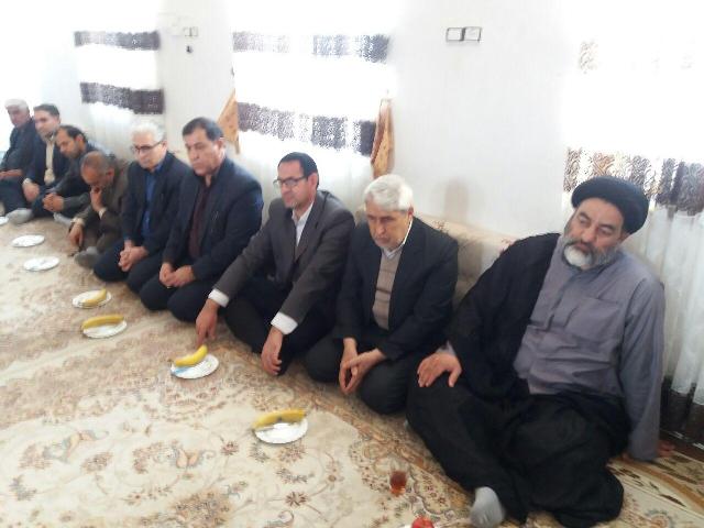 دیدار با خانواده  اولین شهید مدافع حرم اسلام آبادغرب+عکس