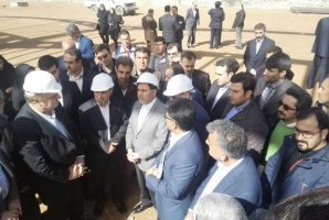 راه آهن غرب کشور بهار ۹۶ هم به کرمانشاه نمی‌رسد/ بازدید آخوندی از پروژه یک دهه آینده