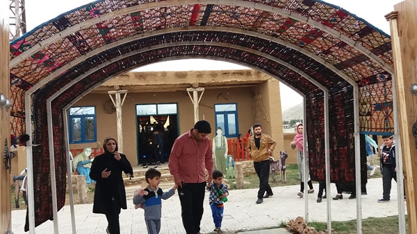 بازدید بیش از 62 هزار نفر مسافر نوروزی از اسلام آبادغرب/کاهش  7 درصدی ورود گردشگر به شهرستان