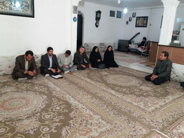 دیدار و سرکشی از خانواده شهدا و  جانبازان در اسلام آبادغرب