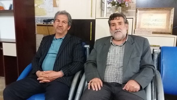 بخاطر عدم درآمد مردم و رکود بازار نصف اصناف ما تعطیل و بیکار شده اند/مدیری که ماهی 250 میلیون تومان حقوق نجومی بگیرد دیگر به فکر کارگر و مردم نیست