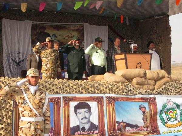 صبحگاه مشترک نیروهای مسلح در اسلام آبادغرب برگزار شد+عکس صبحگاه مشترک نیروهای مسلح در اسلام آبادغرب برگزار شد+عکس