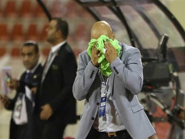 مجبور به تغییر سیستم استقلال شدم/ از هواداران عذرخواهی میکنم مجبور به تغییر سیستم استقلال شدم/ از هواداران عذرخواهی میکنم