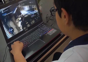 آسیبهای بازیهای رایانهای برای ذهن و جسم کودکان + فیلم آسیبهای بازیهای رایانهای برای ذهن و جسم کودکان + فیلم