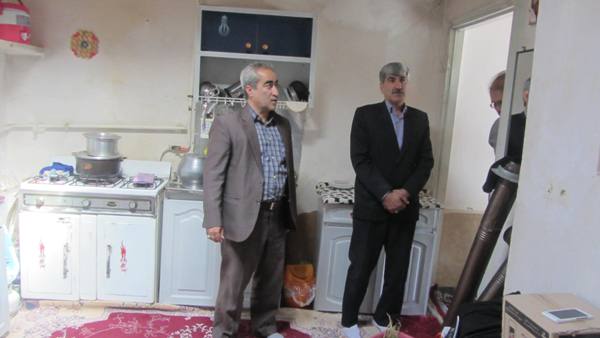بازدید مسئولین شهرستان از منازل مددجویان کمیته امداد اسلام ابادغرب+تصاویر بازدید مسئولین شهرستان از منازل مددجویان کمیته امداد اسلام ابادغرب+تصاویر