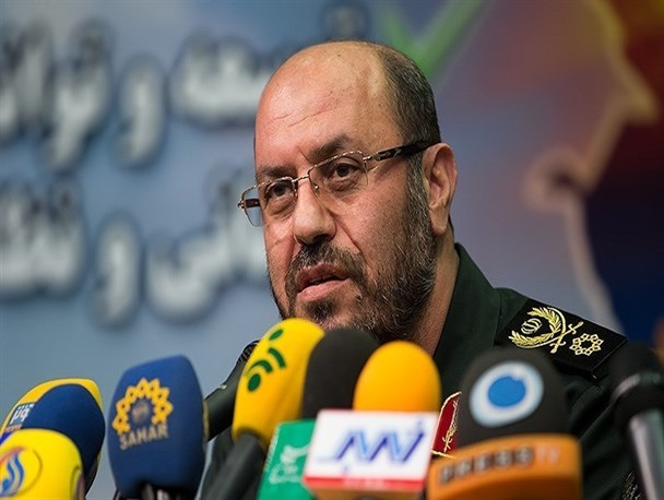 اظهارات جیمز ماتیس شبیه هذیان‌گویی افراد بیمار و تب‌دار است/دولت فعلی آمریکا ساقط می‌شود