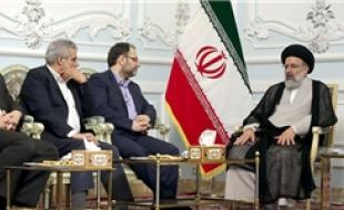 انتظار این حجم از تخریب از طرف آقای روحانی را نداشتم/ جمع شدن بخش عظیمی از نیروهای دلسوز انقلاب برکت این انتخابات بود/ دولت وادار شد صدای مردم را بشنود/ دستگاه قضا بدون مماشات با متخلفان انتخابات برخورد کند