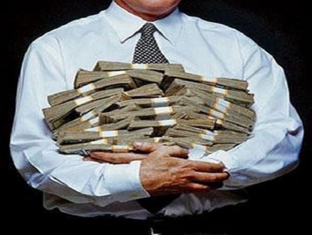 حقوقهای نجومی برمیگردد؟ حقوقهای نجومی برمیگردد؟