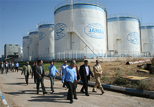 جهان تعطیل شد + فیلم 