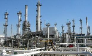 پالایشگاه هویت کرمانشاه است / از حق مردم کوتاه نمیآییم پالایشگاه هویت کرمانشاه است / از حق مردم کوتاه نمیآییم