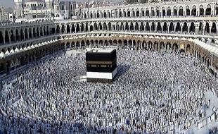 اعزام اولین کاروان زائران سرزمین وحی از استان کرمانشاه