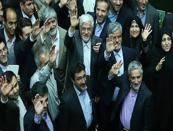 از ژن خوب و سلفی حقارت تا سفره انقلاب و عملکرد دوگانه در جلسه رای اعتماد/ پازل ناکارآمدی فراکسیون امید تکمیل شد از ژن خوب و سلفی حقارت تا سفره انقلاب و عملکرد دوگانه در جلسه رای اعتماد/ پازل ناکارآمدی فراکسیون امید تکمیل شد